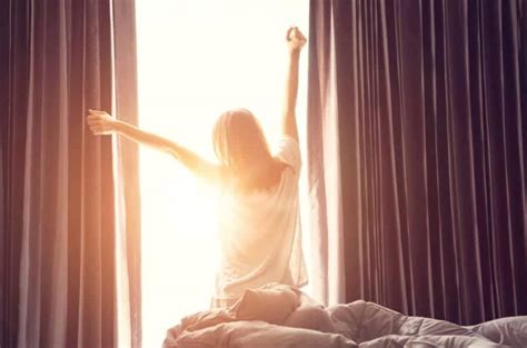 25 Amazing Benefits of Waking up Early Morning - Meditative Mind