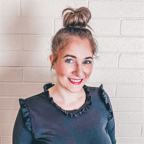 About – Heather Hart – Medium