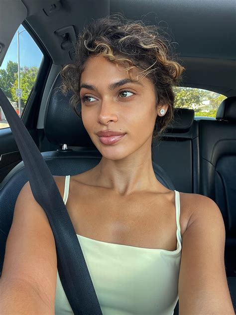 Emily Perez | Summer days ☀️ | Instagram