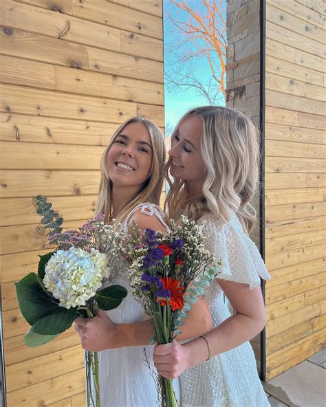 Bri Cooley | loves her friends | Instagram