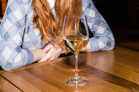 Can you drink Alcohol on Keto diet? - Aussie Keto Queen