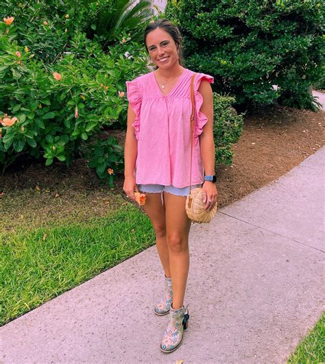 MACY WATKINS JOHNSTON | A few more beach pics until we get back to our