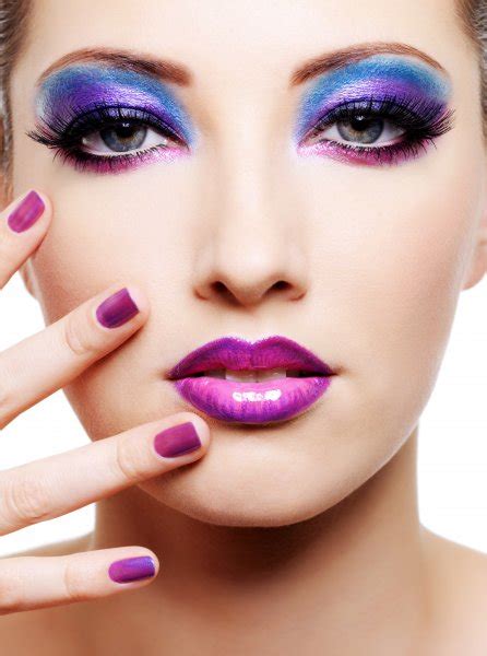 Beauty/Glamour - Makeup Morgue