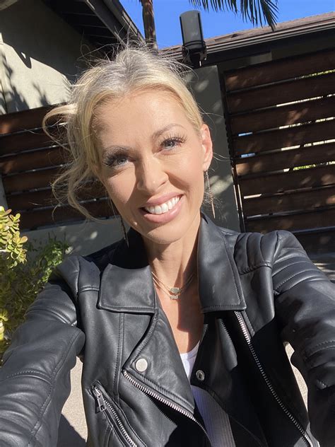 TW Pornstars - Holly Hotwife Top 0.06%. Twitter. Waiting on my Uber