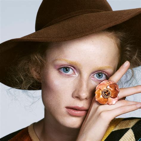 Is Your Monthly Vogue Horoscope Hiding This Secret? Image 18