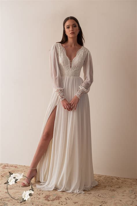 Boho Lace Wedding Dress Long Sleeve Romantic Wedding Dress V - Etsy