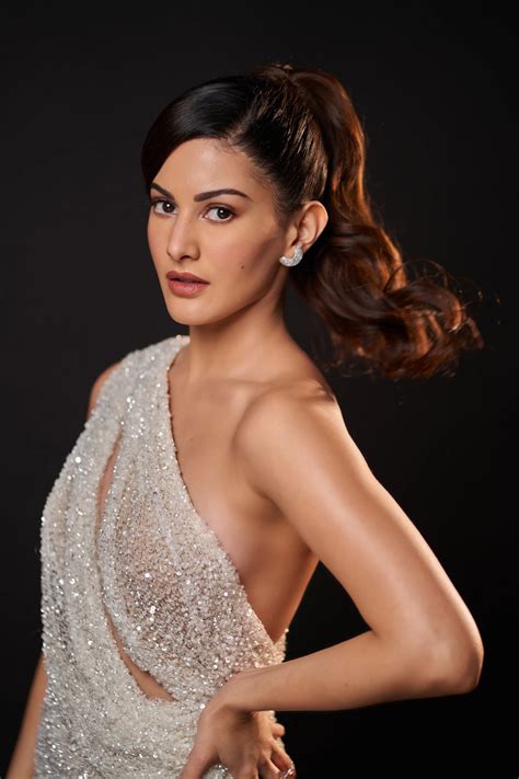 Amyra Dastur (2726×4090) : r/BollywoodUHQonly
