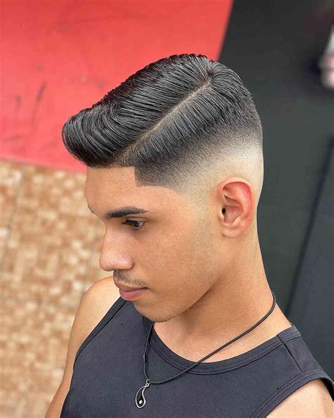 30 Best Low-Fade Haircuts Idea For Men in 2024