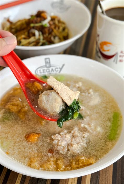 Legacy Pork Noodles — Tai Thong Crescent – jiaksimi png . eatwhat rice