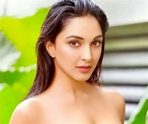 kiara advani crossed  limits  photoshoot flaunted perfect figure