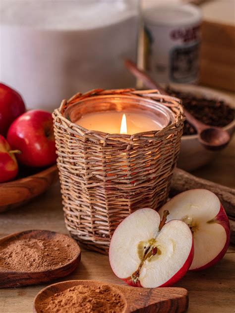 Apple Tart Candle – The Native One