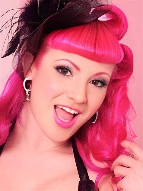 Xanthia Doll (Model) Wiki, Age, Height, Bio, Weight, Photos, Career and