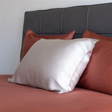 Mulberry Silk Pillowcase - The QuickZip Sheet Company
