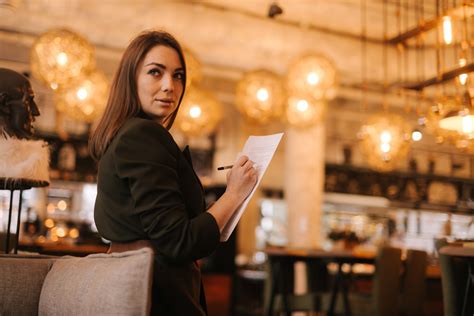 restaurant host staff generally   dress code