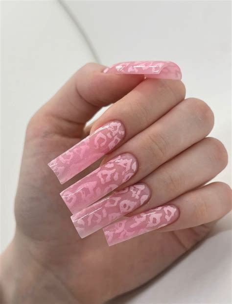 acrylic birthday nails 3