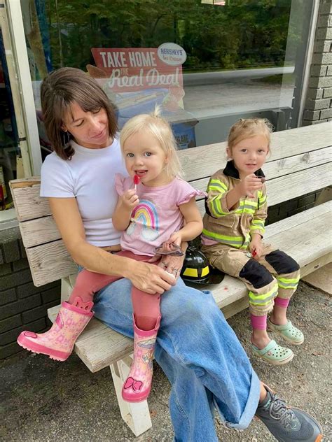 Funeral Homes and Memorial Services in Balsam Grove, NC 24