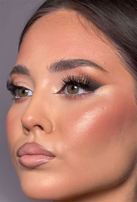 pin  taylor danielle  beauty skin makeup simple makeup makeup