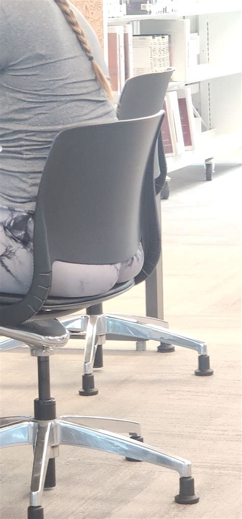 SUPER JUICY PHAT WHITE ASS - Spandex, Leggings & Yoga Pants - Forum