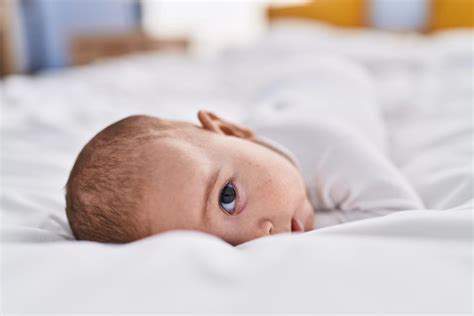 cara mengatasi bayi rewel dan susah tidur 21