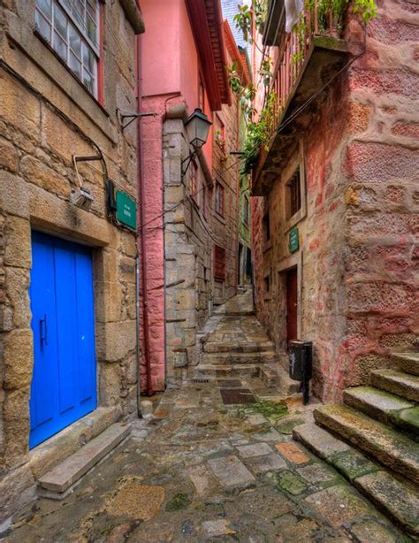Rua Debaixo Ou De Baixo - Rua de Baixo by Jose Paulo Andrade | Portugal travel, Portugal cities ...