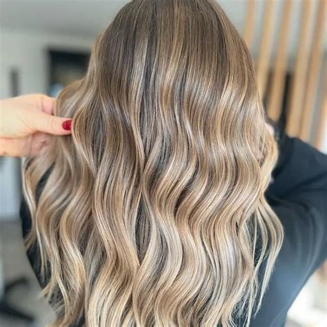 15 Dirty Blonde Hair Color Ideas - MANHATTAN SOCIETY