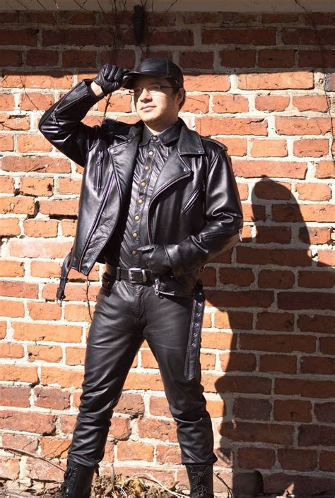 Pin on Hot-Sexy LEDER/ LEATHER / GAYS / Kerle / Men's/ I love Leather