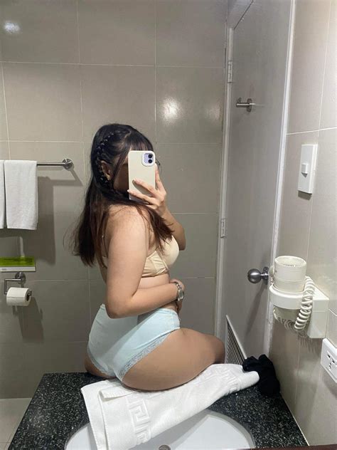 natural body asian pinay  rnudeselfie
