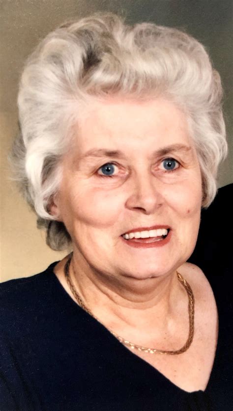 Ellen Pickering (née Nimmo) - Westview Funeral Home & Cremation Centre