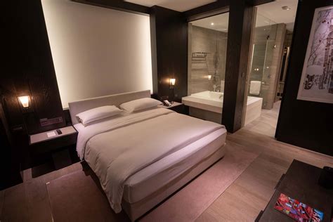 How to Earn World of Hyatt Lifetime Globalist Status | Prince of Travel