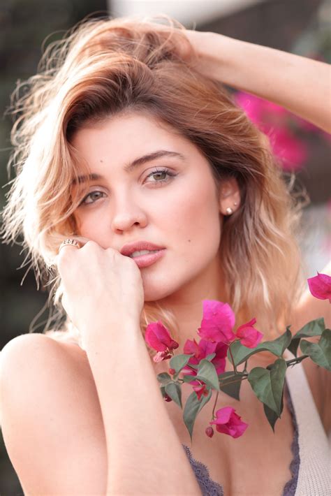 Paula Camila – Neil Jou Agency