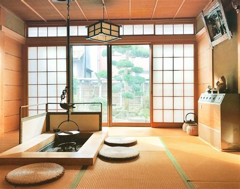 Japanese Etiquette Tips & Taboos - Boutique Japan