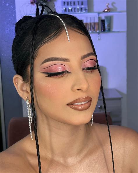 Lizz Beltran Trans Mamando 1