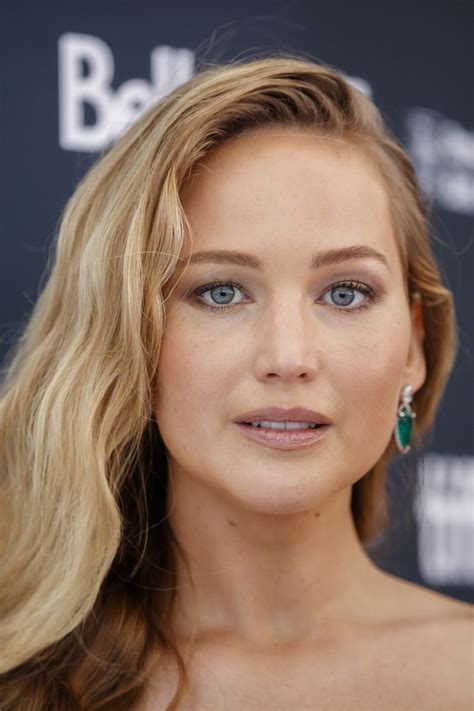 Jennifer Lawrence - "Causeway" Premiere in Toronto 09/10/2022 • CelebMafia