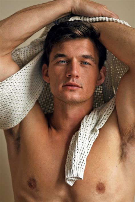 BoyZoo - Tyler Cameron by Stefan Mreczko