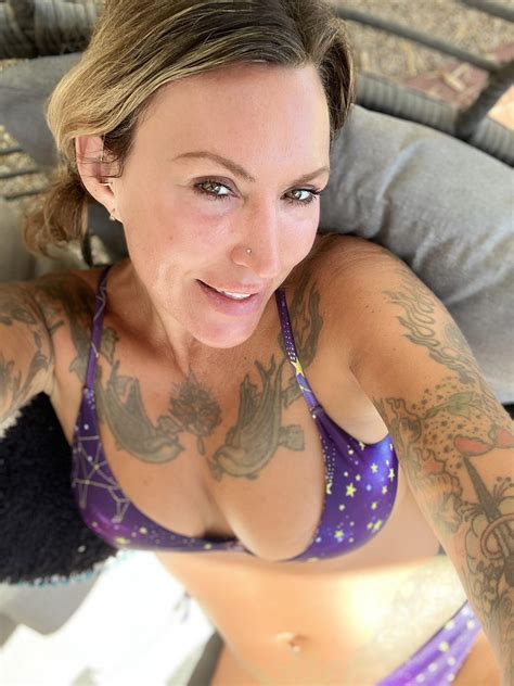 Discover more like Maturemilf: Do you like nudes at work? Busty big