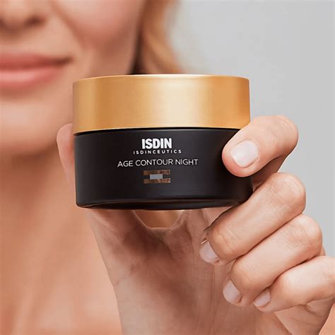 The 8 Best Night Creams According to Dermatologists 2022