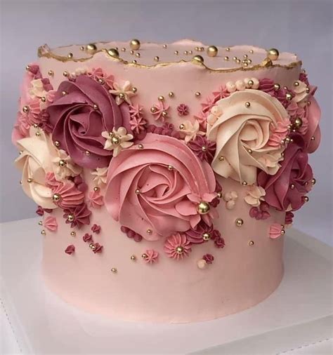 Pin by Karen Smith on Cakes & Cupcakes in 2024 | Buttercream cake ...