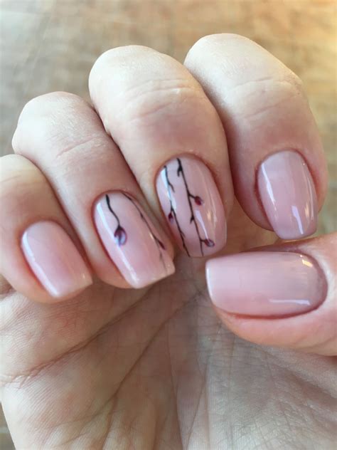 minimal nail art design 8