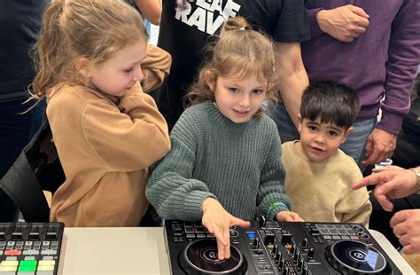 'Every Deaf child has the right to learn music': musical education as ...