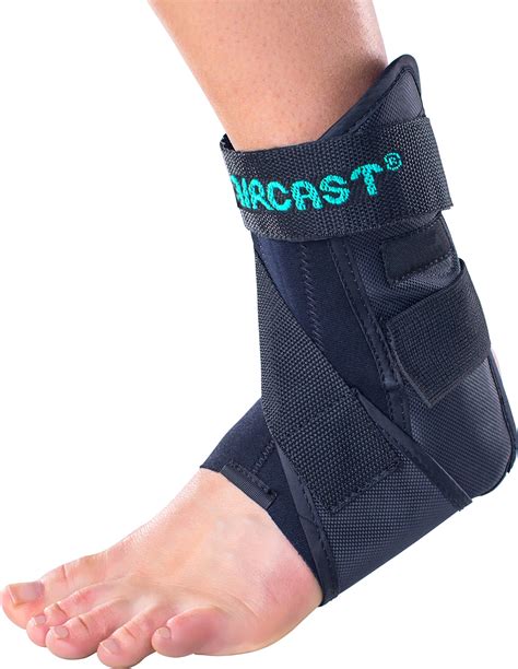 amazoncom aircast airsport ankle support brace left foot medium