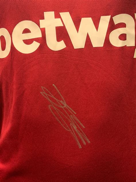 Jarrod Bowen - West Ham United FC - signed shirt - WHUFC memorabilia ...