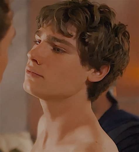 hermes — alessandro bedetti in those about to die | Just beautiful men