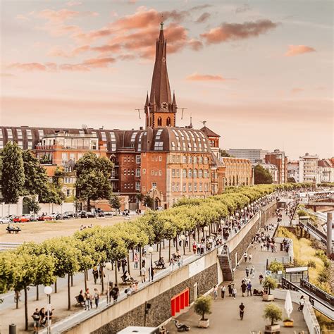 What does "Ops Manual" mean? • GlobeAir