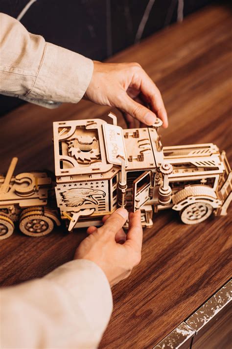 big rig  wooden mechanical model kit  woodtrick