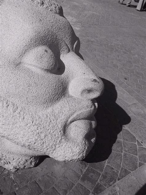 statue head  photo  freeimages