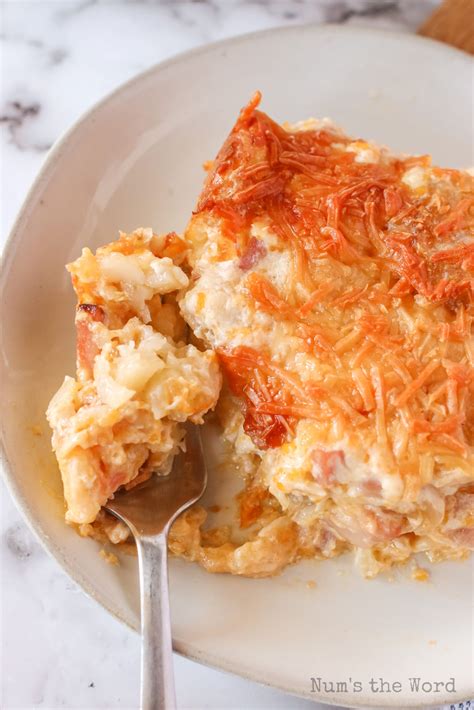 Ham & Hash Brown Breakfast Casserole in 2022 | Breakfast casserole ...