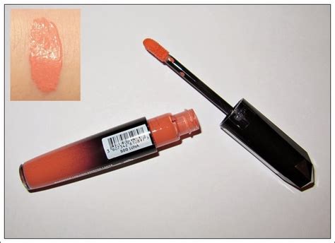 * Donna Nelli *: Лаковая губная помада Rimmel APOCALIPS - №500 LUNA
