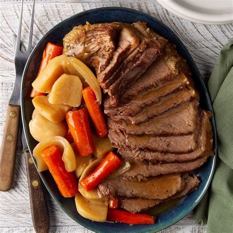 how long to cook a roast in crockpot
