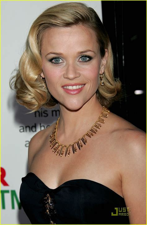 Reese Witherspoon Premieres 'Four Christmases': Photo 1556351 | Reese ...