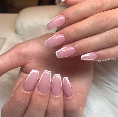 Ivy Nails, Varberg - Bokadirekt